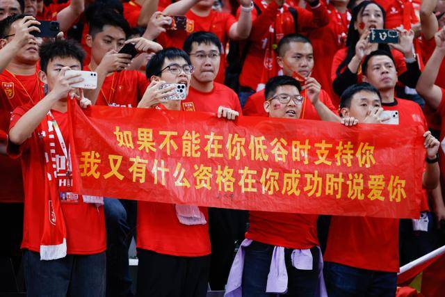 陈彬彬：未能赢得比赛很遗憾，下场力争战胜青岛